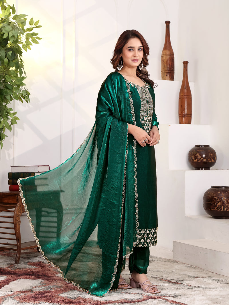 AYESHA RAZA