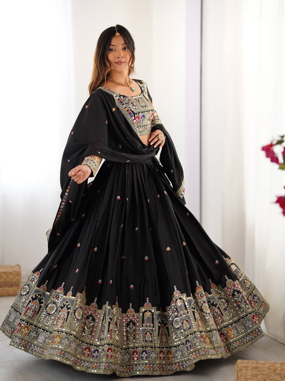 Royal Noor Embroidered Lehnga Choli Set KD002