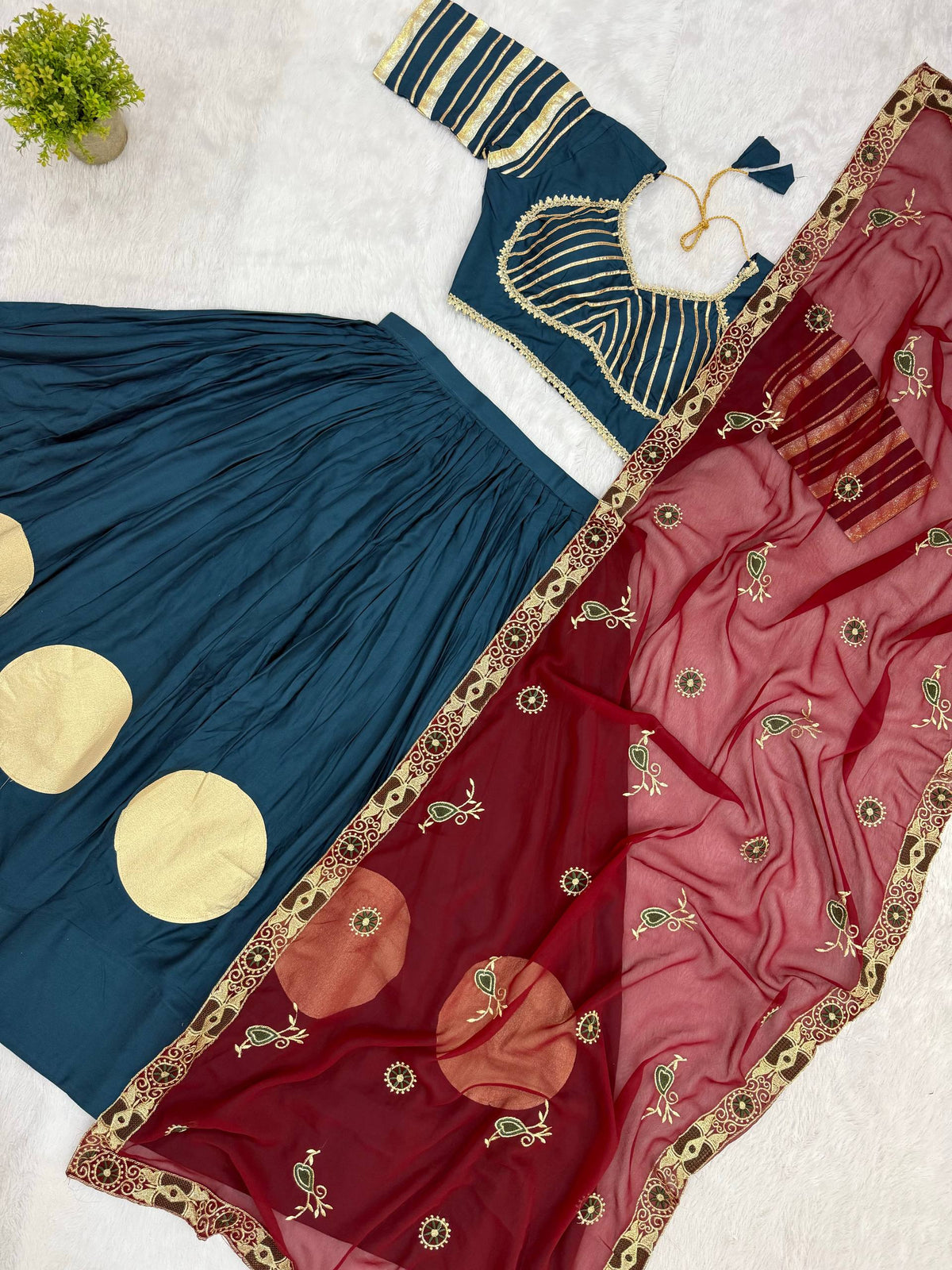 Girls Traditional Embroidered Choli with Lehenga & Dupatta Set