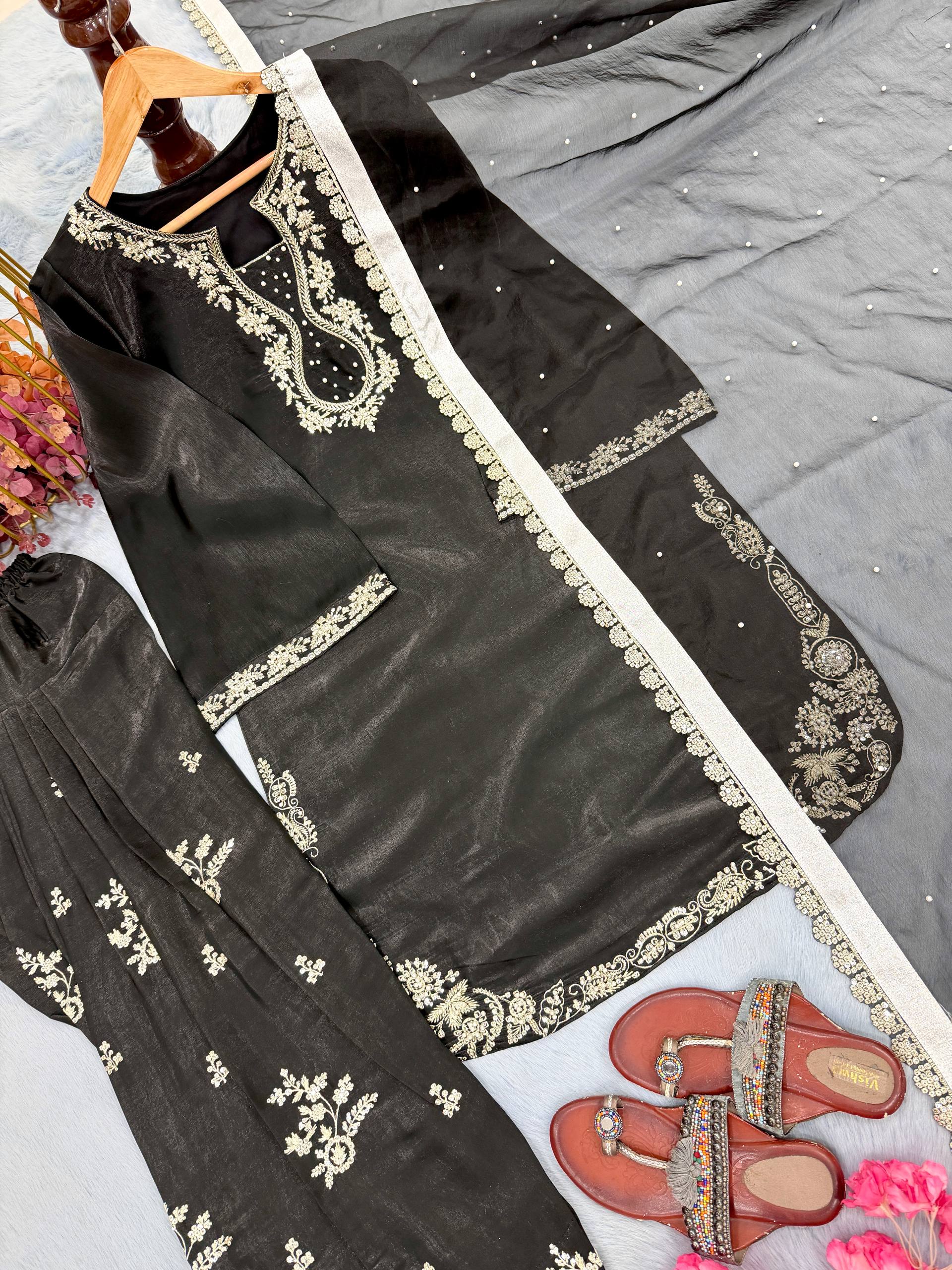 Riya - KD003  Kurti With Farshi Plazzo & Dupatta Set