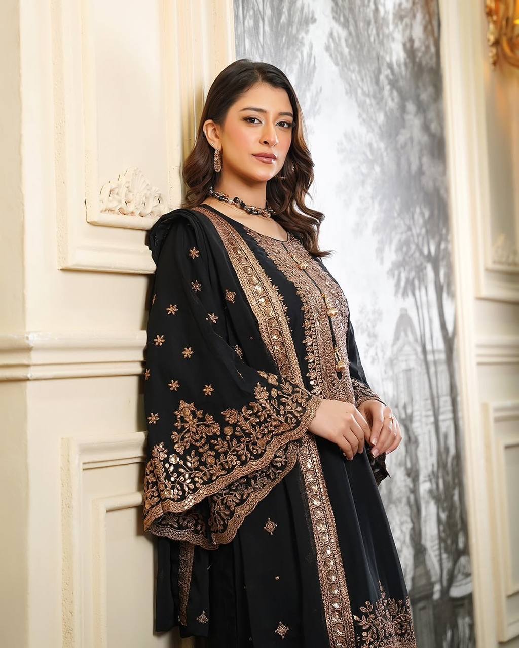 Jiya– KD002 Black Kurti With Flair Pant & Dupatta
