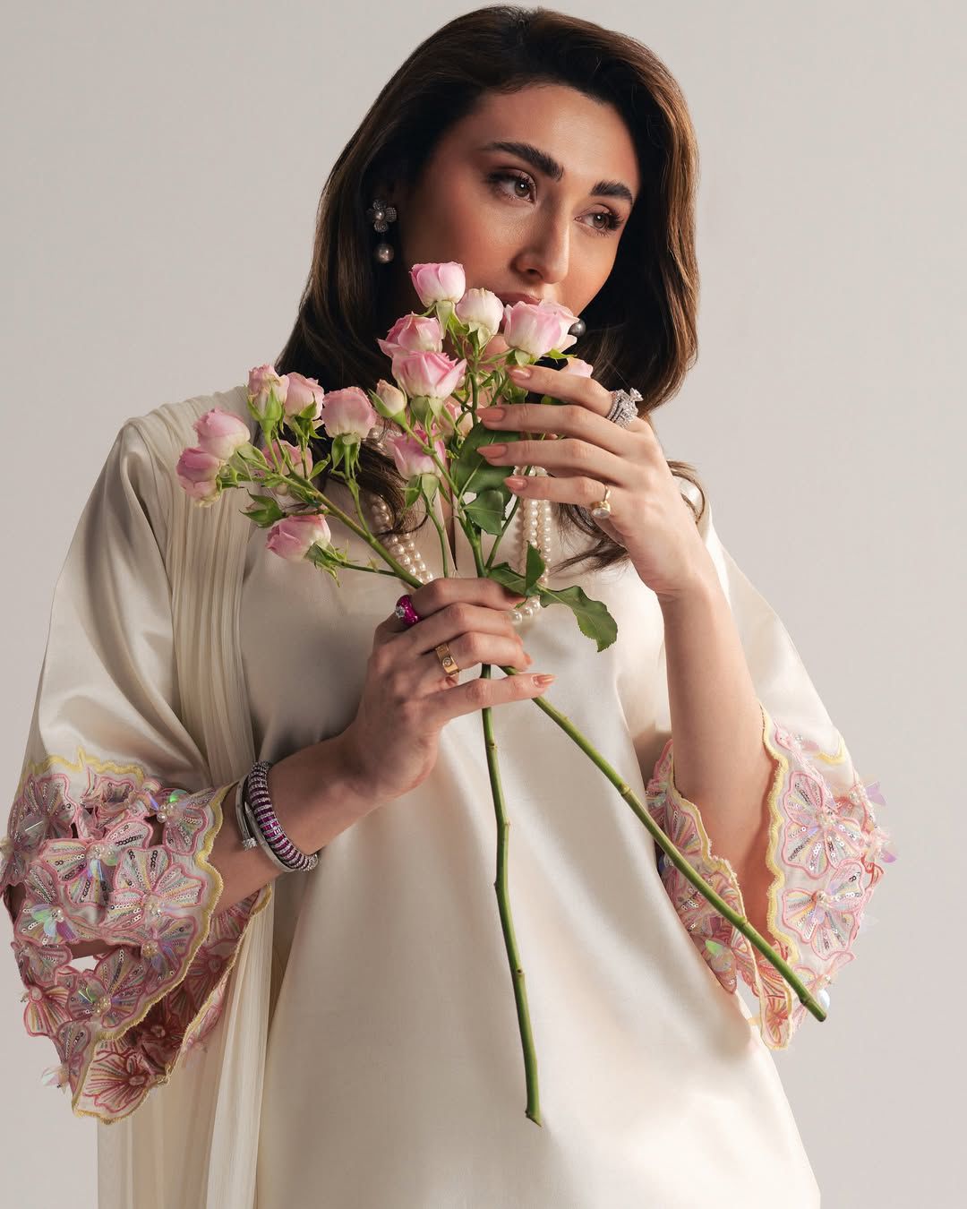 Vani - KD001 White Luxe Kurti With Pant & Dupatta