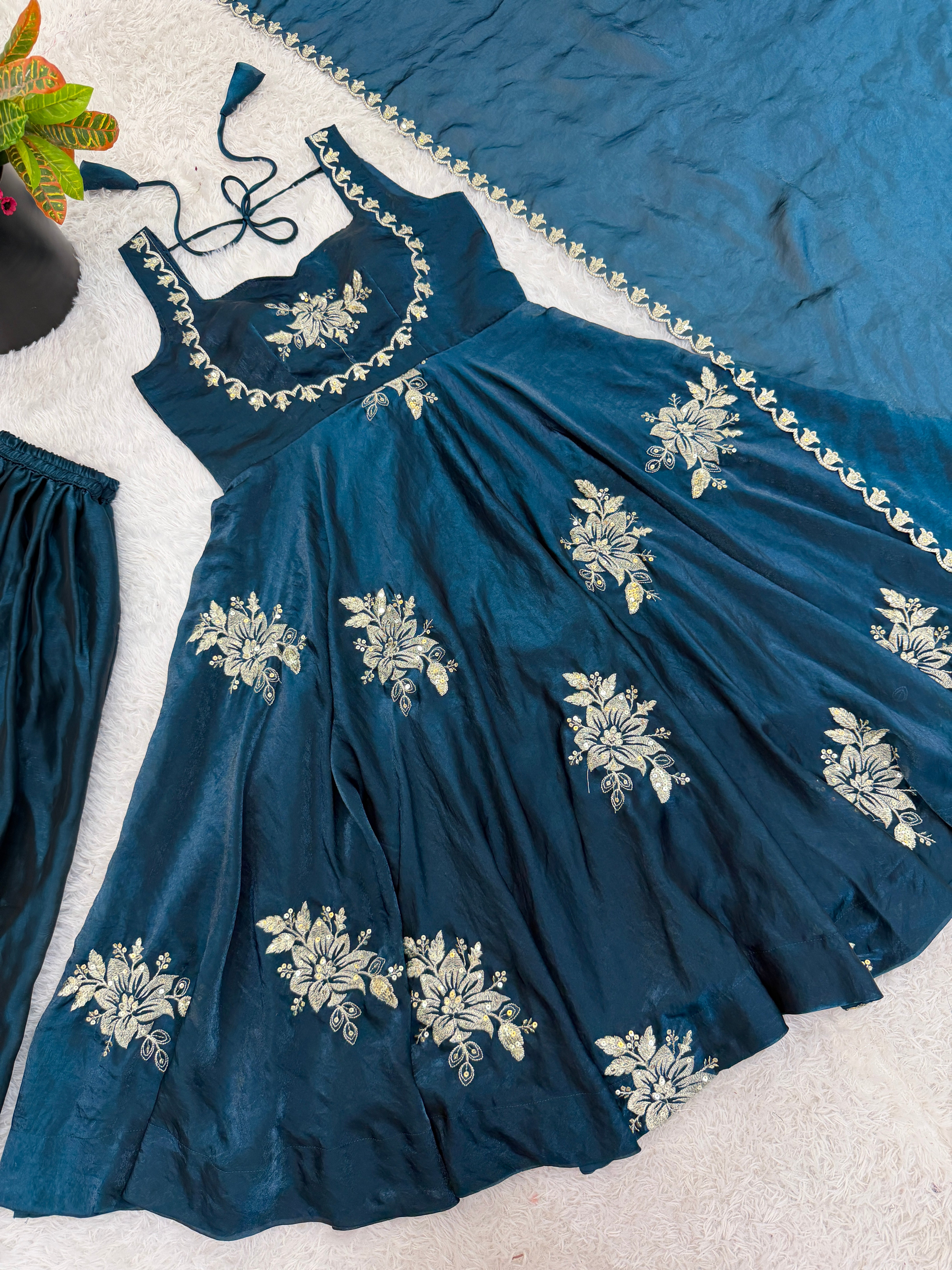 Anarkali – KD003 Royal Blue Round Flair Kurti
