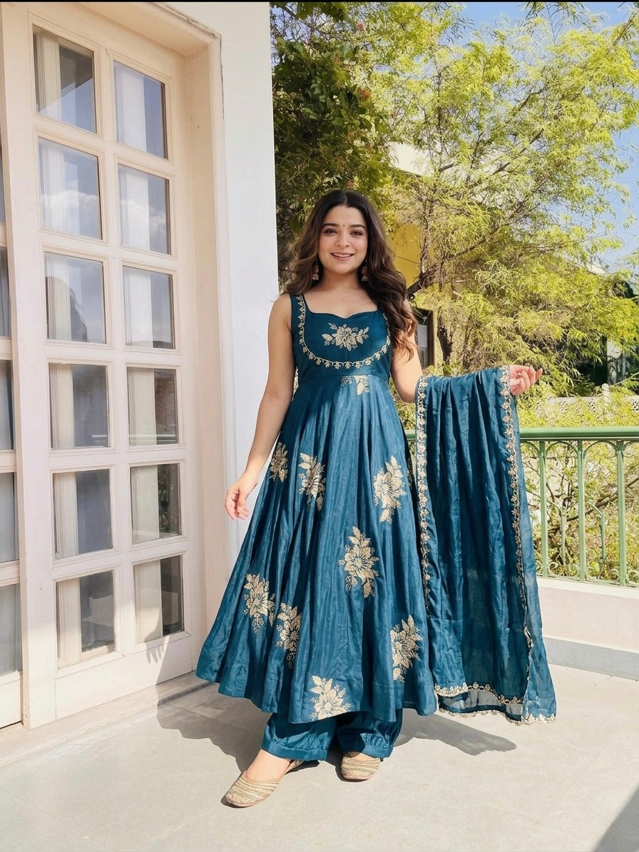Anarkali – KD003 Royal Blue Round Flair Kurti