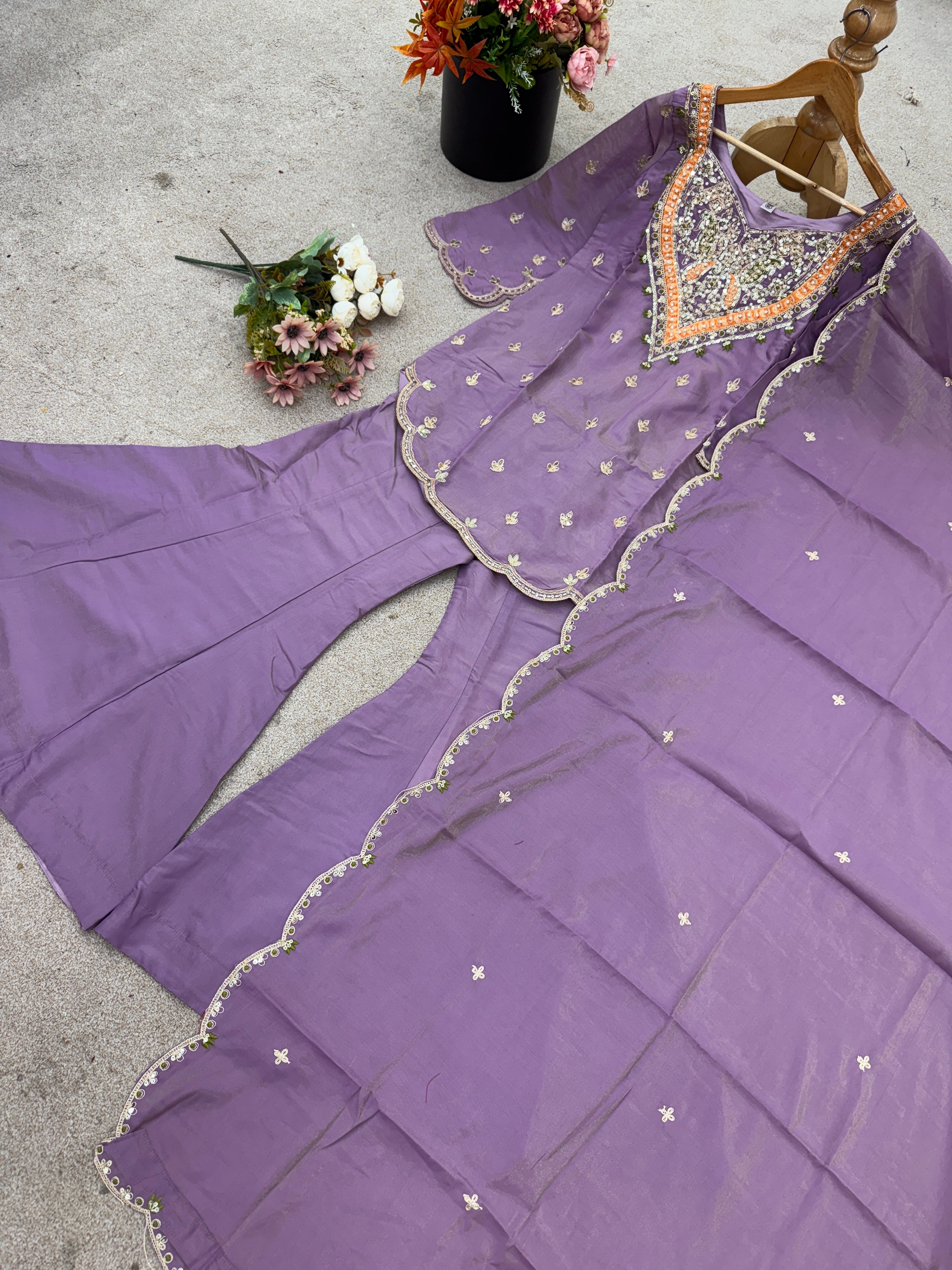 Janki – KD005 Soft Lavender  Kurti With Flair Pant & Dupatta