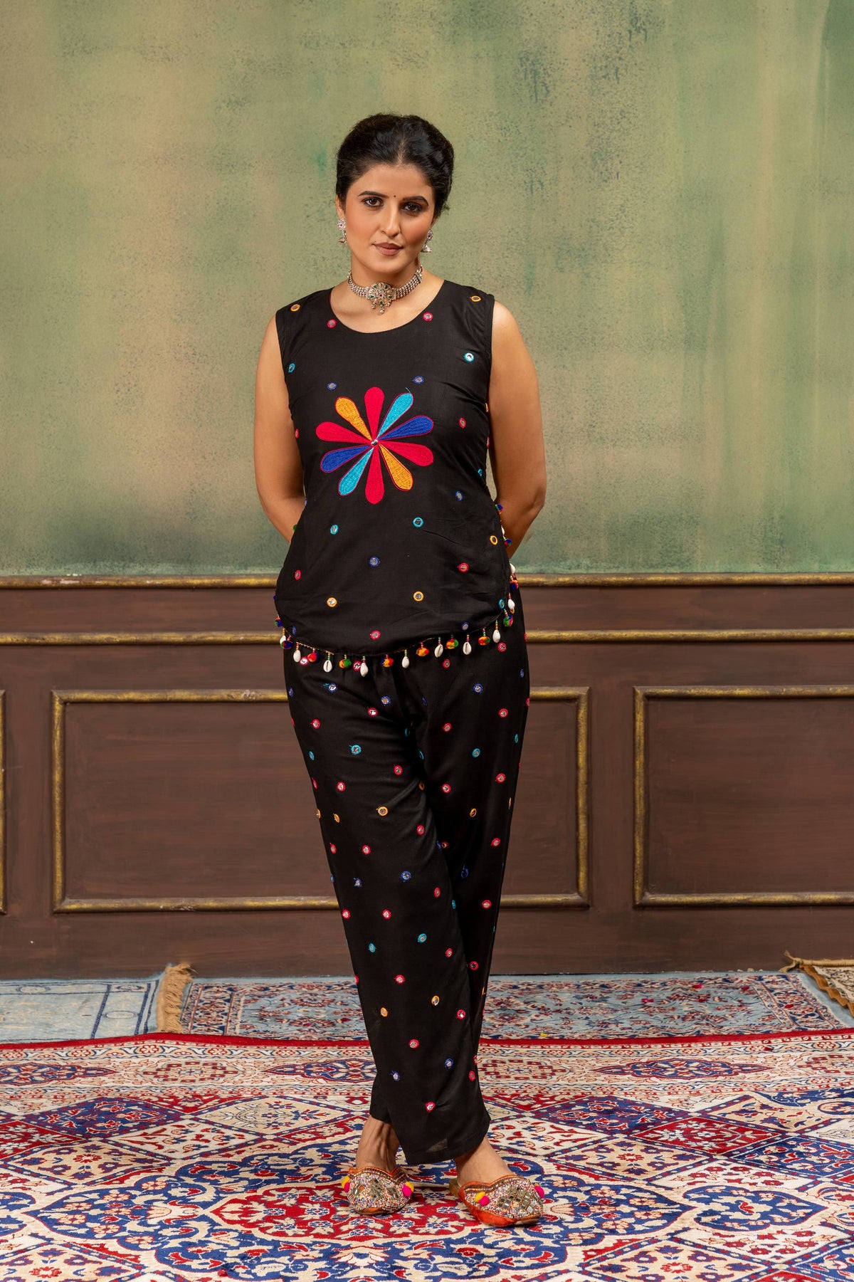 Women Embroidered Flower Design Sleeveless Top & Pant Set