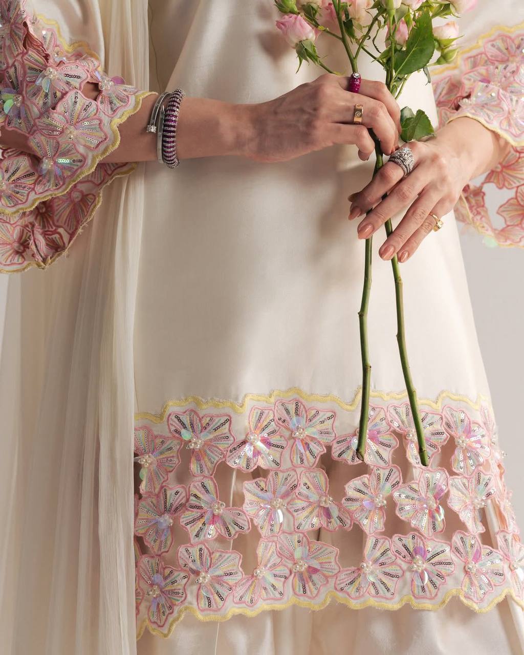 Vani - KD001 White Luxe Kurti With Pant & Dupatta